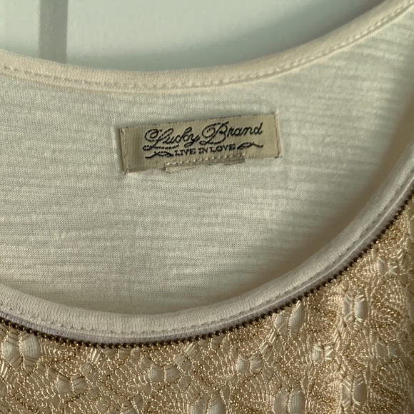 Lucky Brand two-layer tank. Golden lace top layer. Size S/M. - Picture 3 of 7